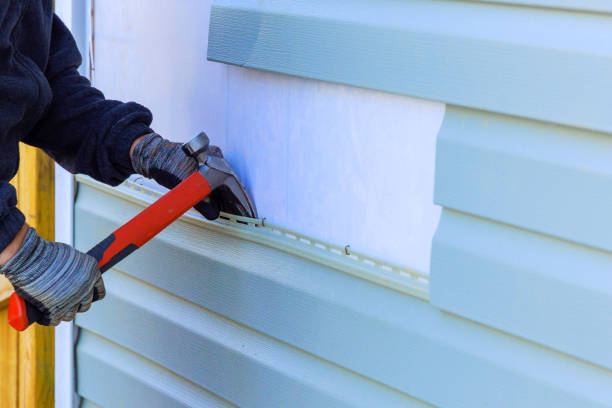 Trusted Emergency Siding Repair service in Melrose Park, NY - Squared Siding